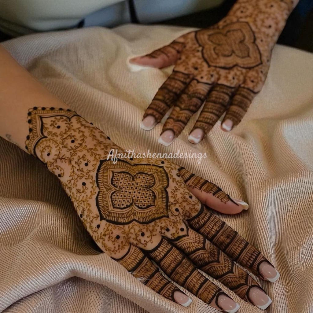 Afnitha's Henna