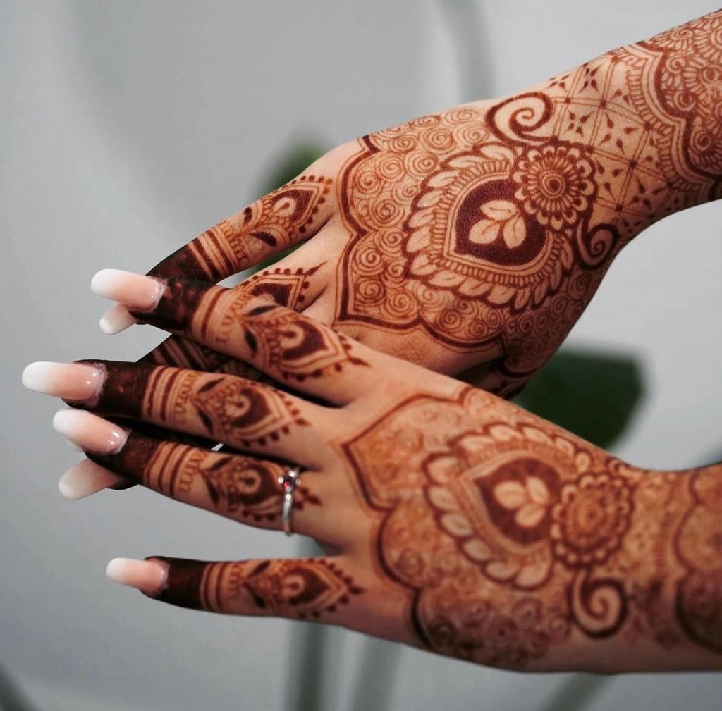 Afnitha's Henna